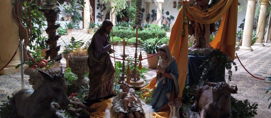 Belén instalado en el Patio del Recibo del Palacio de Viana en una anterior Navidad