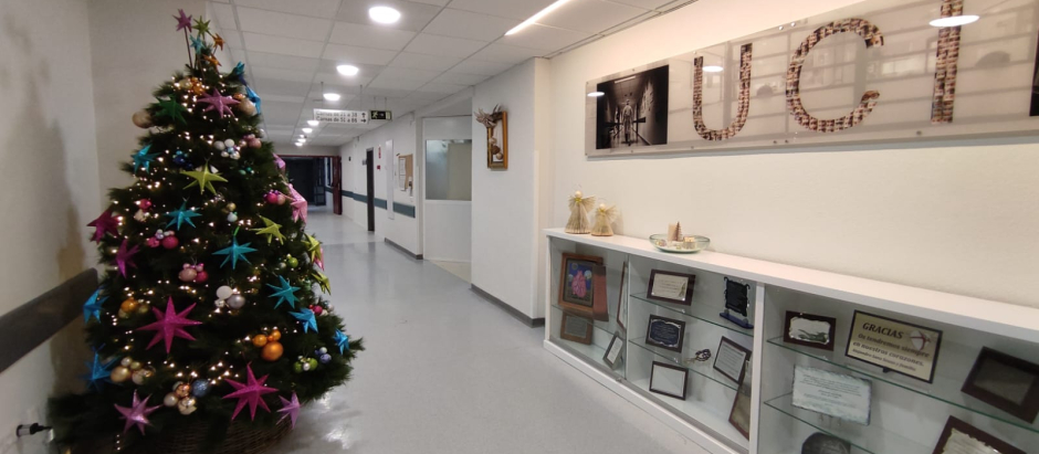 El Hospital Reina Sofía se viste de Navidad