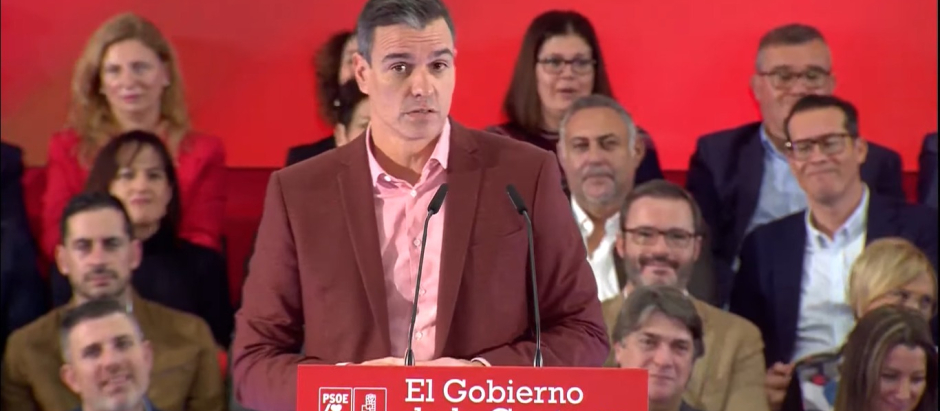 El presidente del Gobierno, Pedro Sánchez, en el mitin de Valencia.