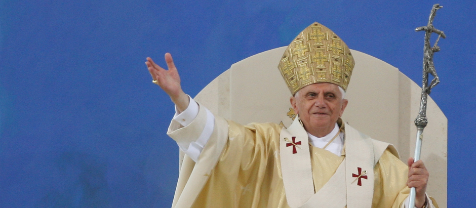 El Papa Benedicto XVI, en una Misa en 2006