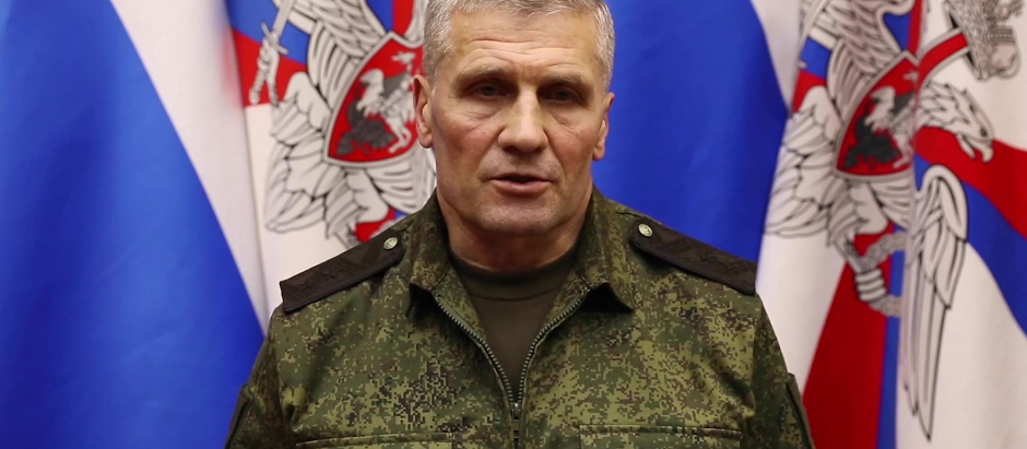El teniente general Sergei Sevryukov, hablando durante conferencia de prensa en Moscú.