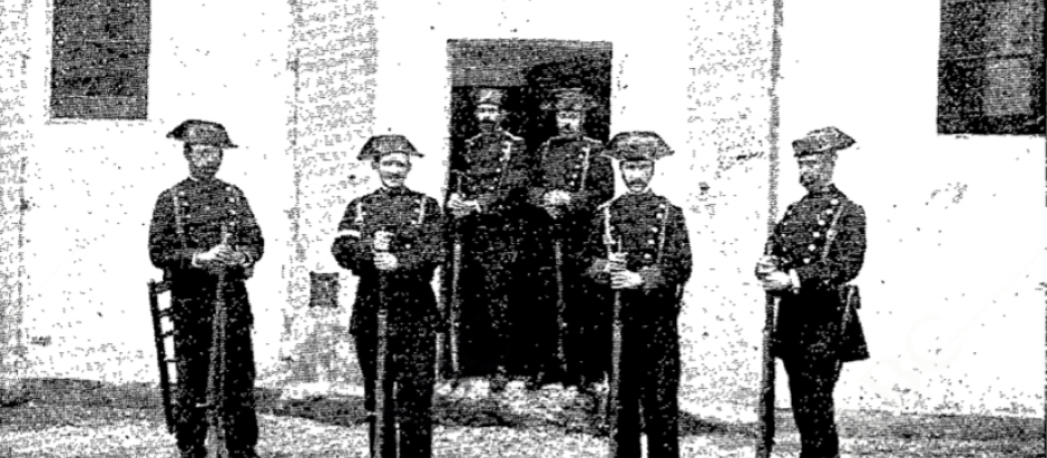 Cuartel de Badalona. Los Guardias Civiles que resistieron el ataque de los carlistas