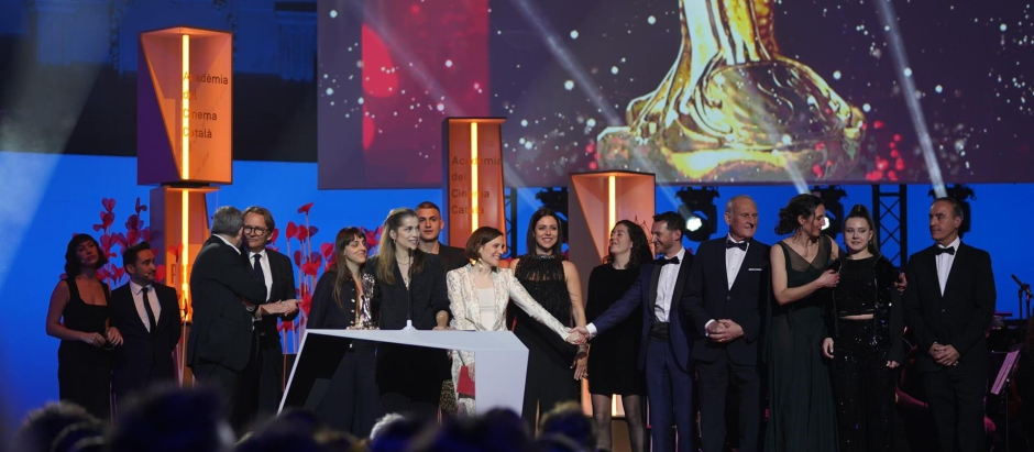 La película 'Alcarràs', de Carla Simón, gana en la gala de los XV Premis Gaudí que se celebran en el Museu Nacional d'Art de Catalunya (MNAC) el Premio a Mejor Película