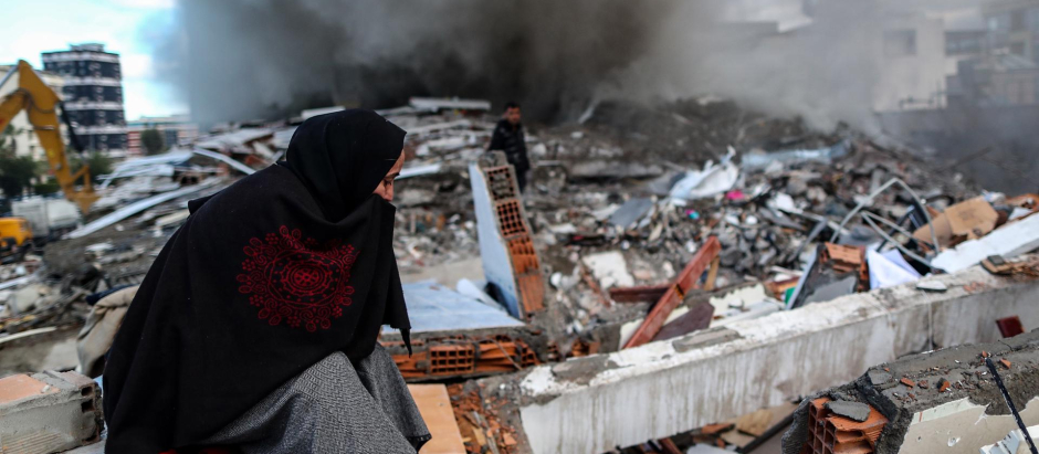El número de víctimas mortales en Turquía ya supera las 3.000 personas