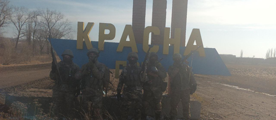 Los mercenarios del Grupo Wagner en las afueras de Krasna Hora en el Óblast de Donetsk