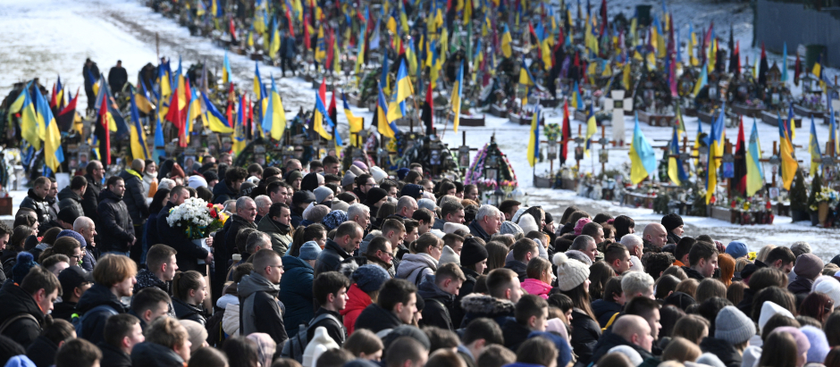 Leópolis Ucrania homenaje caídos