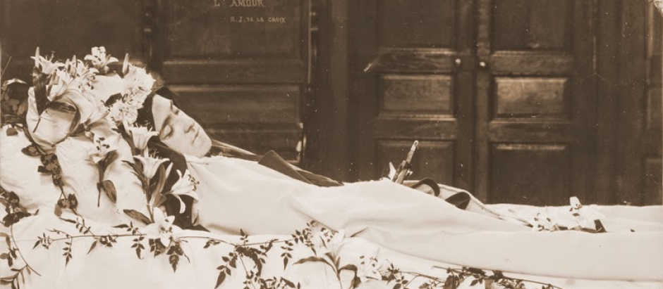 Fotografía mortuoria de santa Teresa de Lisieux