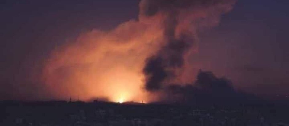 Imagen del ataque de misiles israelíes en Siria