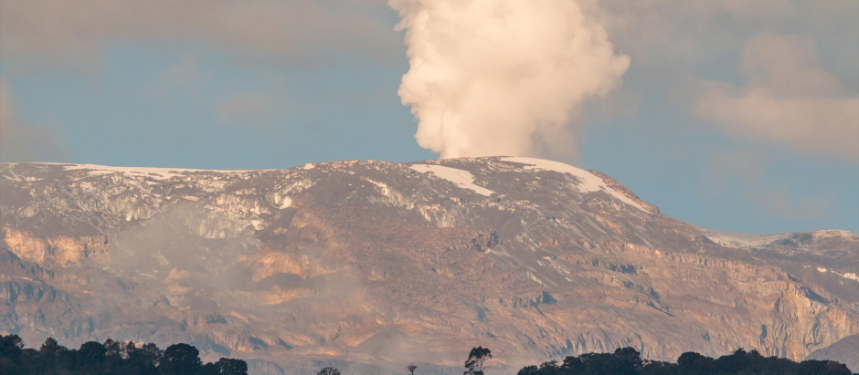 El volcán Nevado del Ruiz en Tolima, Colombia