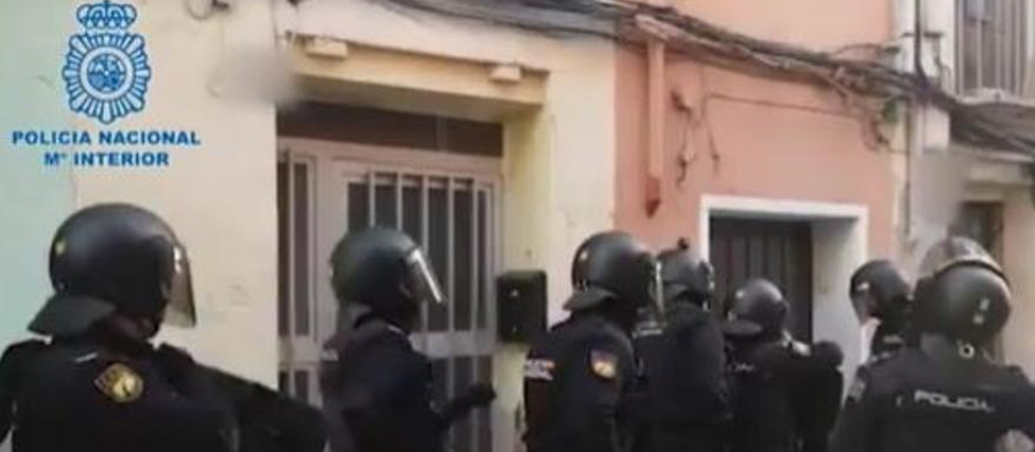 La Policía Nacional ha desarticulado una red de explotación sexual en la provincia de Valencia.