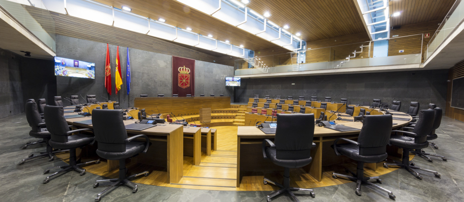 Salón de Plenos del Parlamento de Navarra
