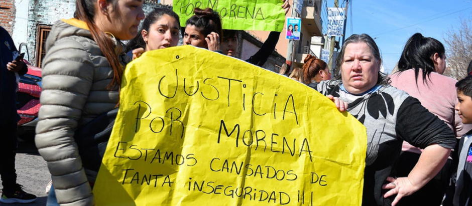 Familiares, amigos y compañeros de clase de Morena Domínguez piden justicia por su muerte