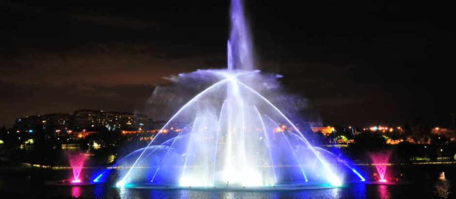 Espectáculo de agua, luces y sonido en el Parque de Europa