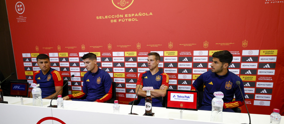 Rodri, Morata, Azpilicueta y Asensio, capitanes de la selección