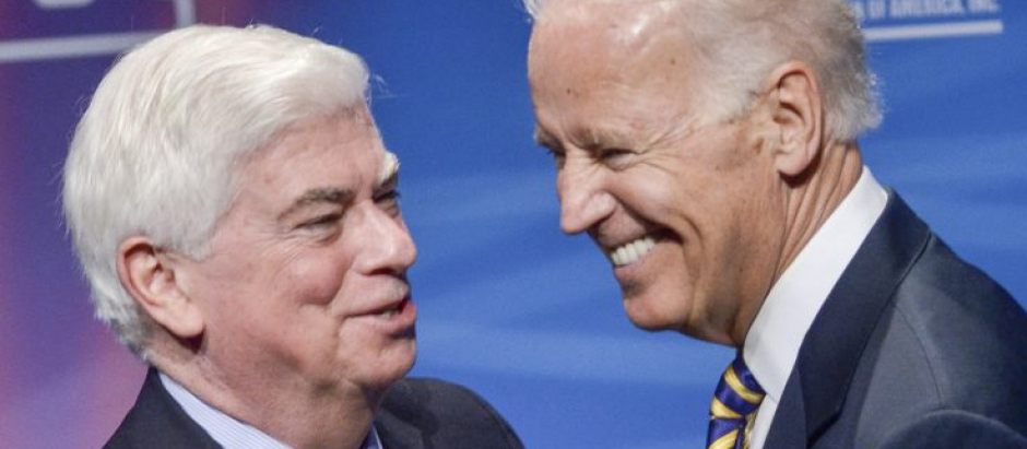 El asesor para las Américas, Christopher Dodd, y Joe Biden