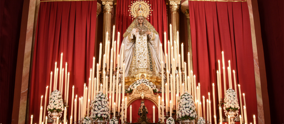 Altar de cultos de la Virgen de la Merced
