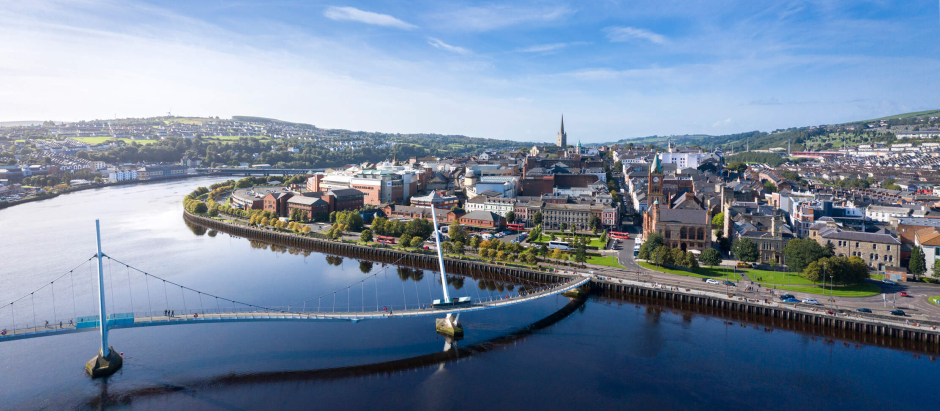 Derry-Londonderry vista desde el aire