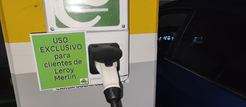 De momento los centros comerciales se limitan a poner carteles