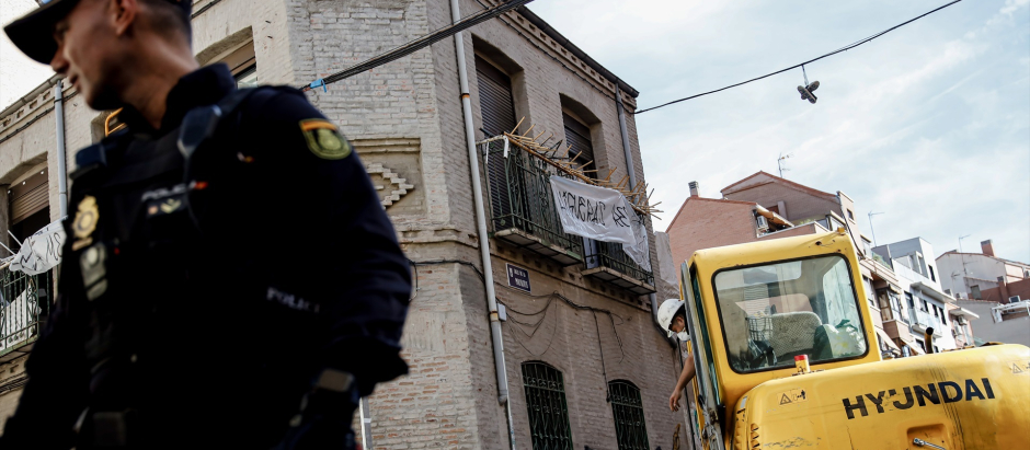 Desalojo de un edificio okupado en Madrid, en una imagen de archivo