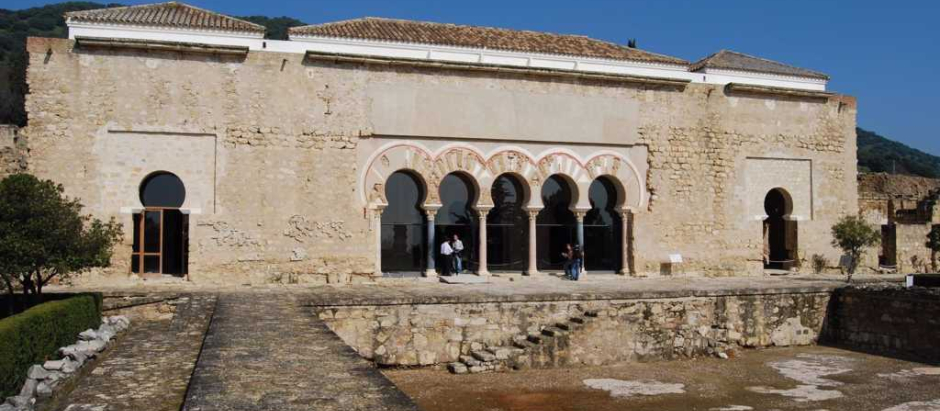 Exterior del Salón Rico de Medina Azahara
