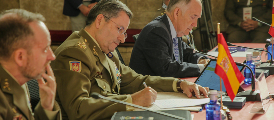 El general de ejército Amador Enseñat y Berea, Jefe de Estado Mayor del Ejército (JEME)