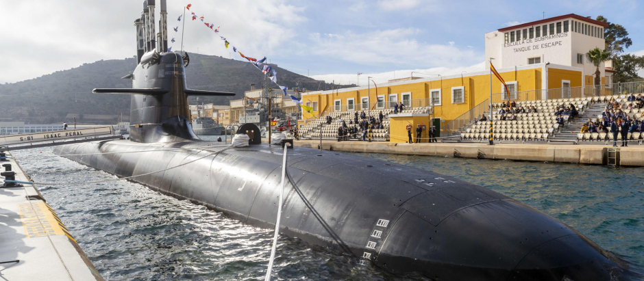La empresa pública Navantia ha hecho entrega este jueves a la Armada del submarino S-81 Isaac Peral