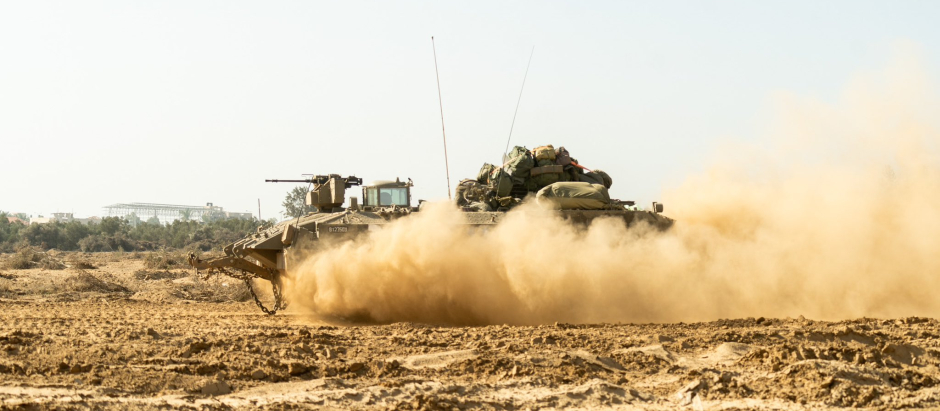 Carro de combate israelí en Gaza