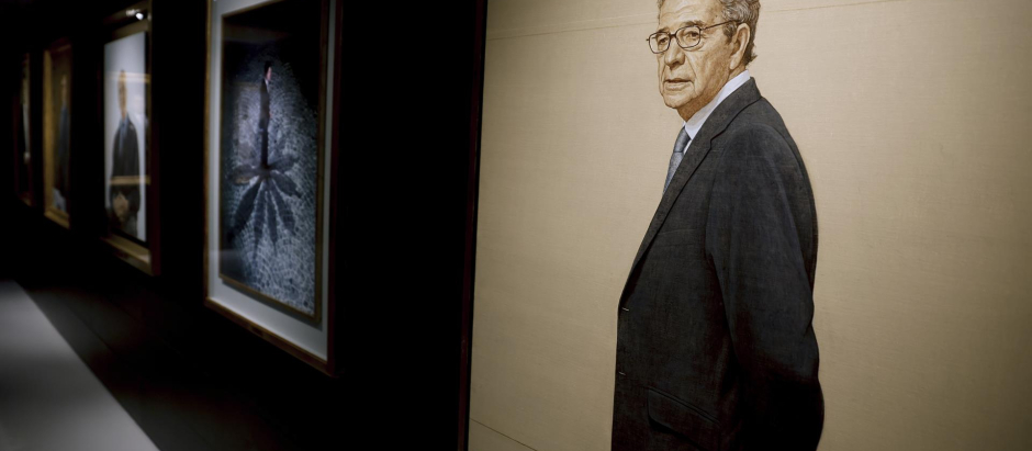 Retrato del ex presidente de Telefónica Cesar Alierta en la sede central de la multinacional en Las Tablas