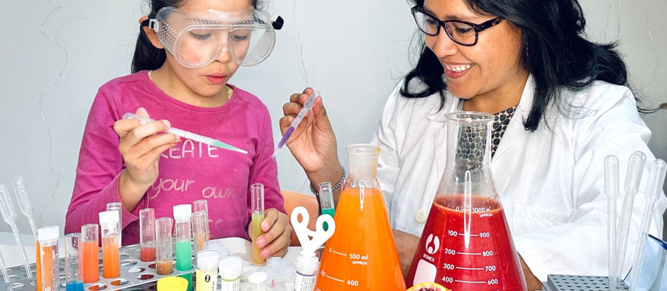 'Día de la Mujer y la Niña en Ciencia'
