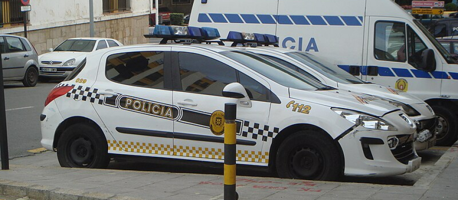 Un coche de la policía municipal de Ceuta, España.