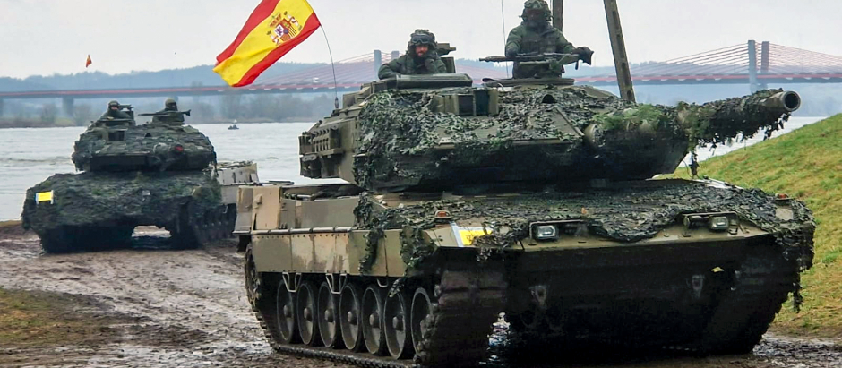 Carros de combate españoles desplegados en Polonia en el marco de las maniobras Steadfast Defender