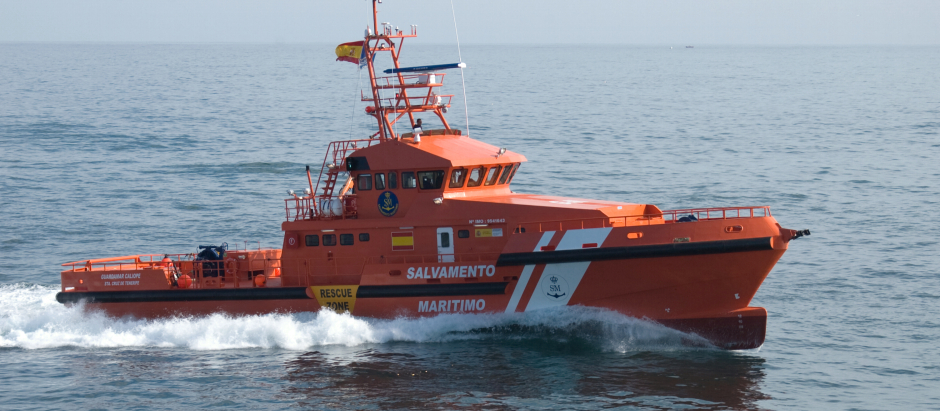 El Guardamar Calíope ha sido el buque que ha rescatado a los inmigrantes