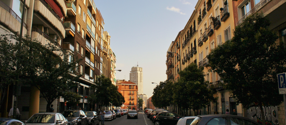 Calle del Conde Duque, Madrid