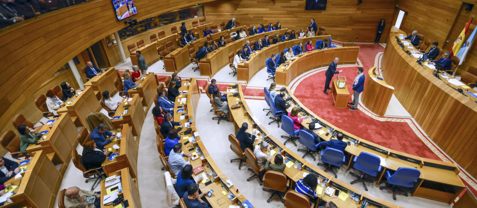Pleno de constitución del Parlamento de Galicia