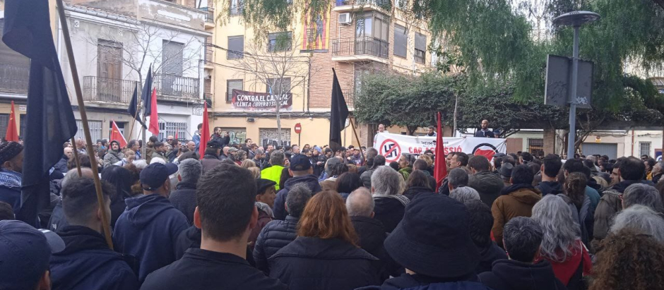 Una manifestación en apoyo a La Cosa Nostra, radicales de izquierda agredidos en Castellón
