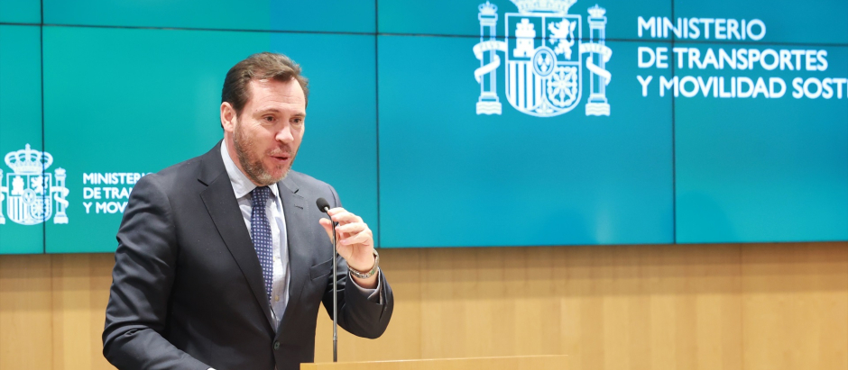 El ministro de Transportes Óscar Puente el pasado mes de marzo