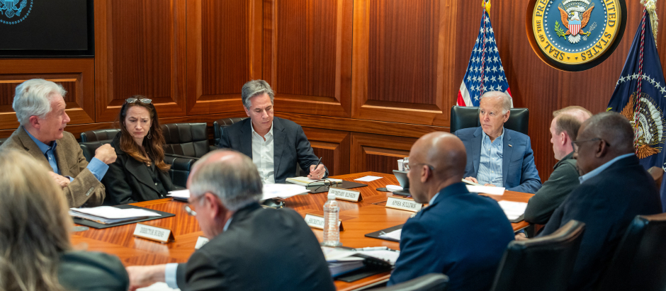 El presidente de EE. UU., Joe Biden, se reúne con miembros del equipo de Seguridad Nacional