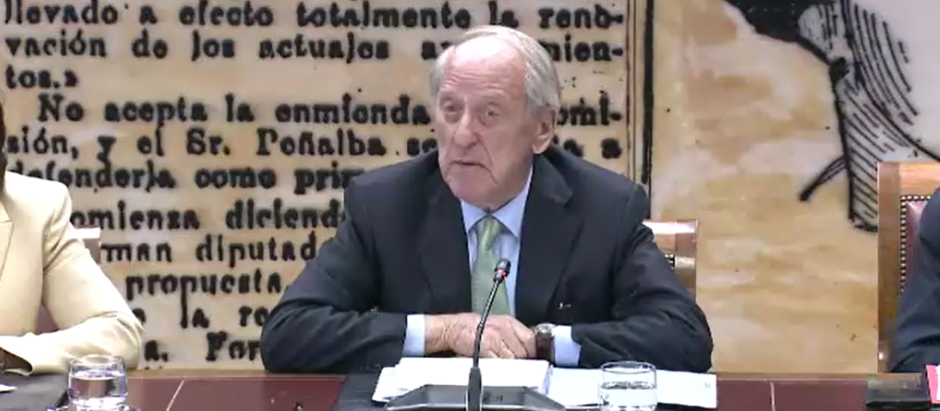 El catedrático de Derecho Administrativo Tomás Ramón Fernández, en el Senado