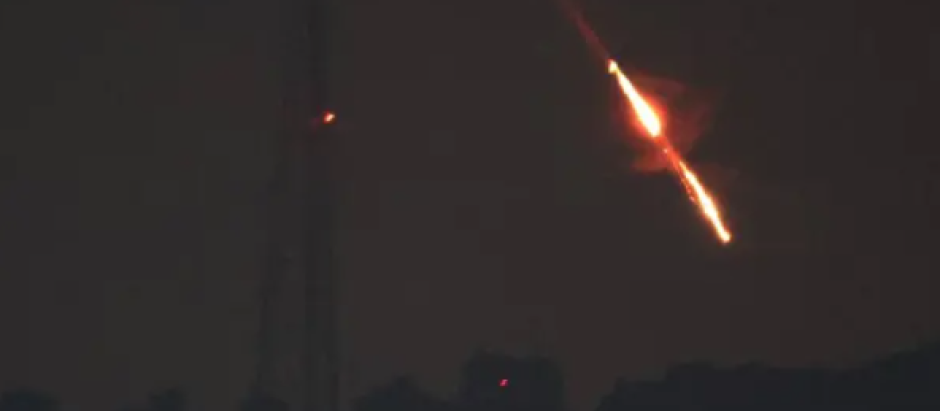 Una foto muestra los drones o misiles que cayeron en el norte de Israel, el sábado pasado
