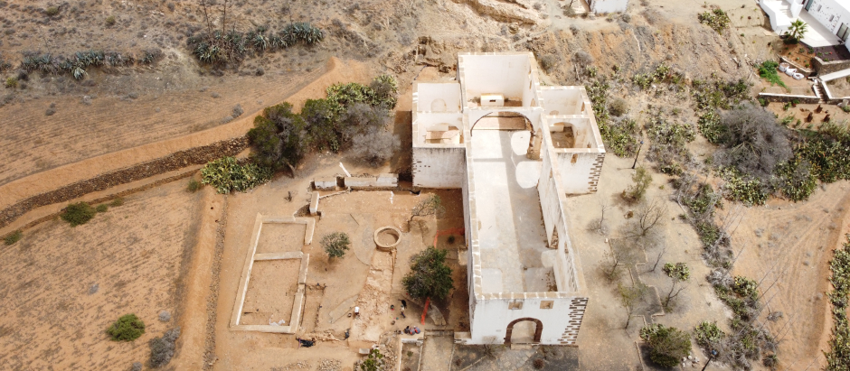 Excavaciones llevadas a cabo en Betancuria (Fuerteventura) han conseguido documentar los restos originales de la iglesia del convento franciscano de San Buenaventura