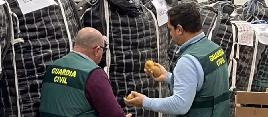 Los detenidos vendían el producto al mismo precio de la patata gaditana