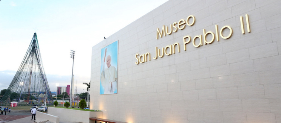Fachada del Museo San Juan Pablo II