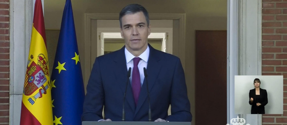 Captura de video de la señal institucional de La Moncloa, de la comparecencia del presidente del Gobierno, Pedro Sánchez