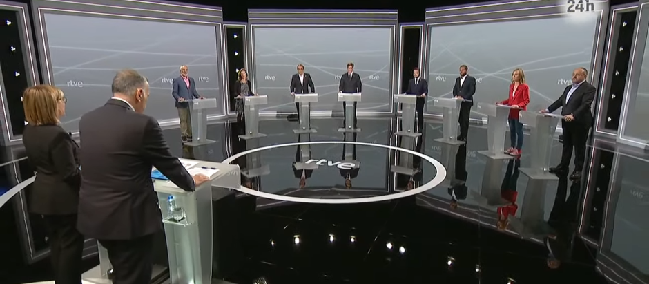 Los ocho candidatos, en el debate de RTVE.
