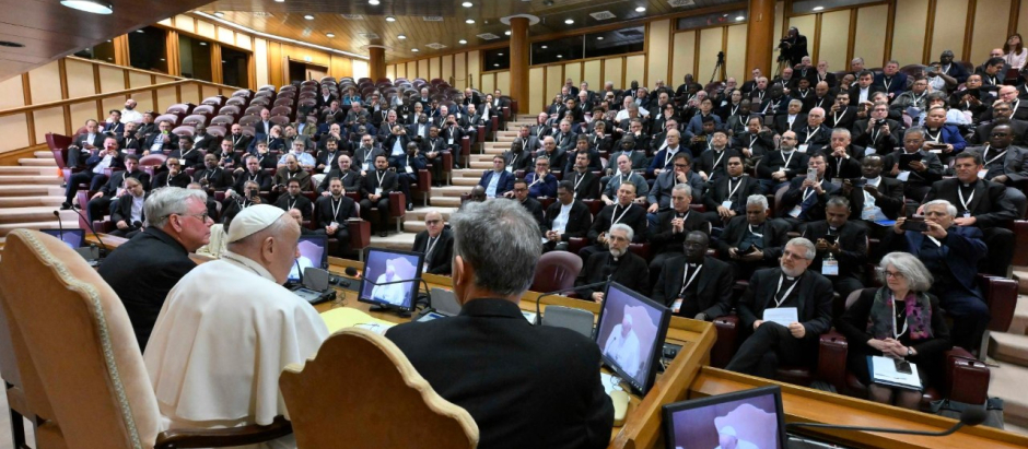 El Papa Francisco ante más de 200 sacerdotes en el Encuentro Internacional Párrocos