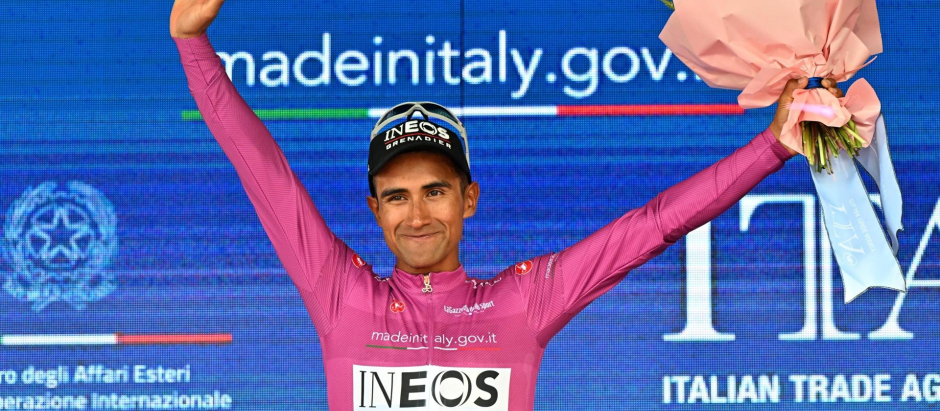Jhonatan Narváez celebra su primera victoria en el Giro de Italia