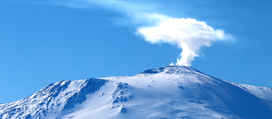 Monte Erebus, en la Antártida