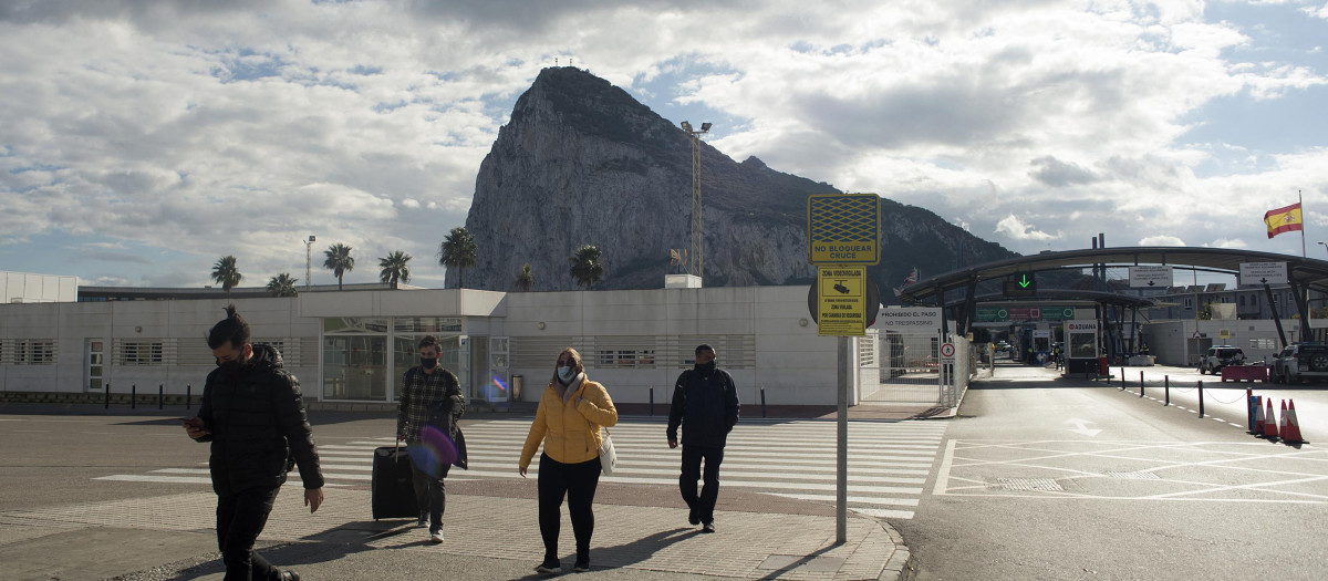 Gibraltar anacronía histórica españa