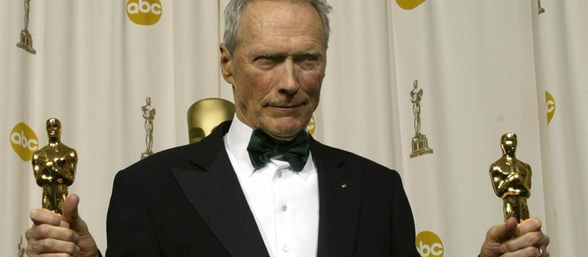 Entre la colección de grandes papeles que ha rechazado Clint Eastwood sobresale el de James Bond. Eastwood simplemente no se veía en el papel cuando le ofrecieron relevar a Sean Connery