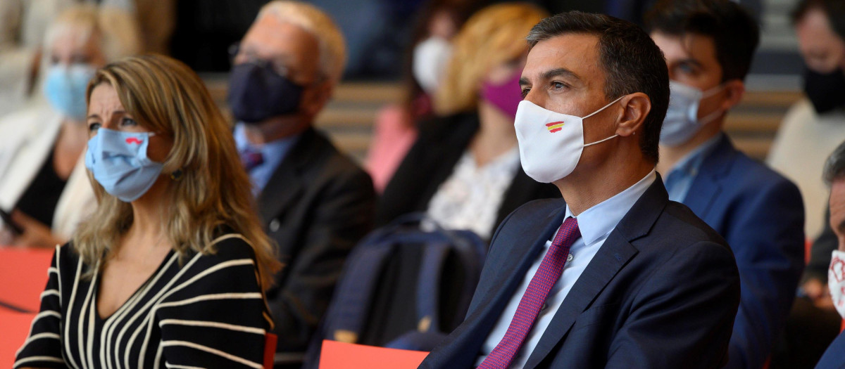 Pedro Sánchez y Yolanda Díaz.
